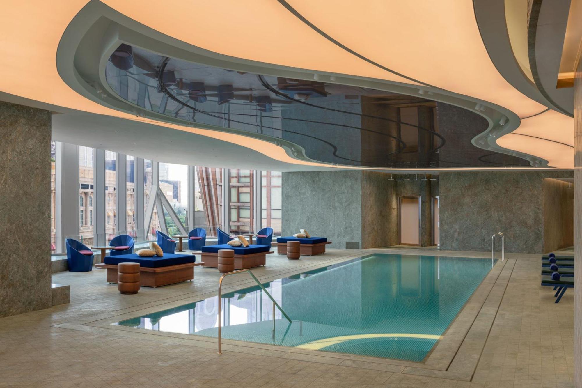 W Macau - Studio City Екстериор снимка The pool at the spa