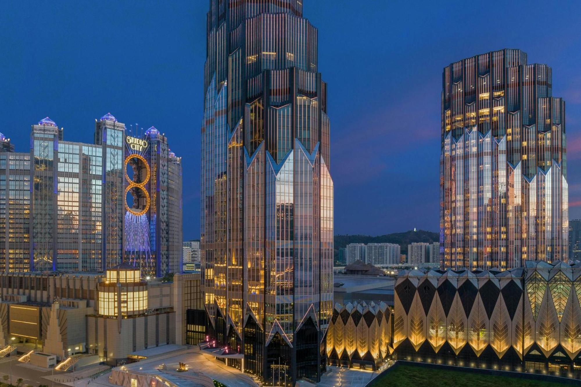 W Macau - Studio City Екстериор снимка The Star