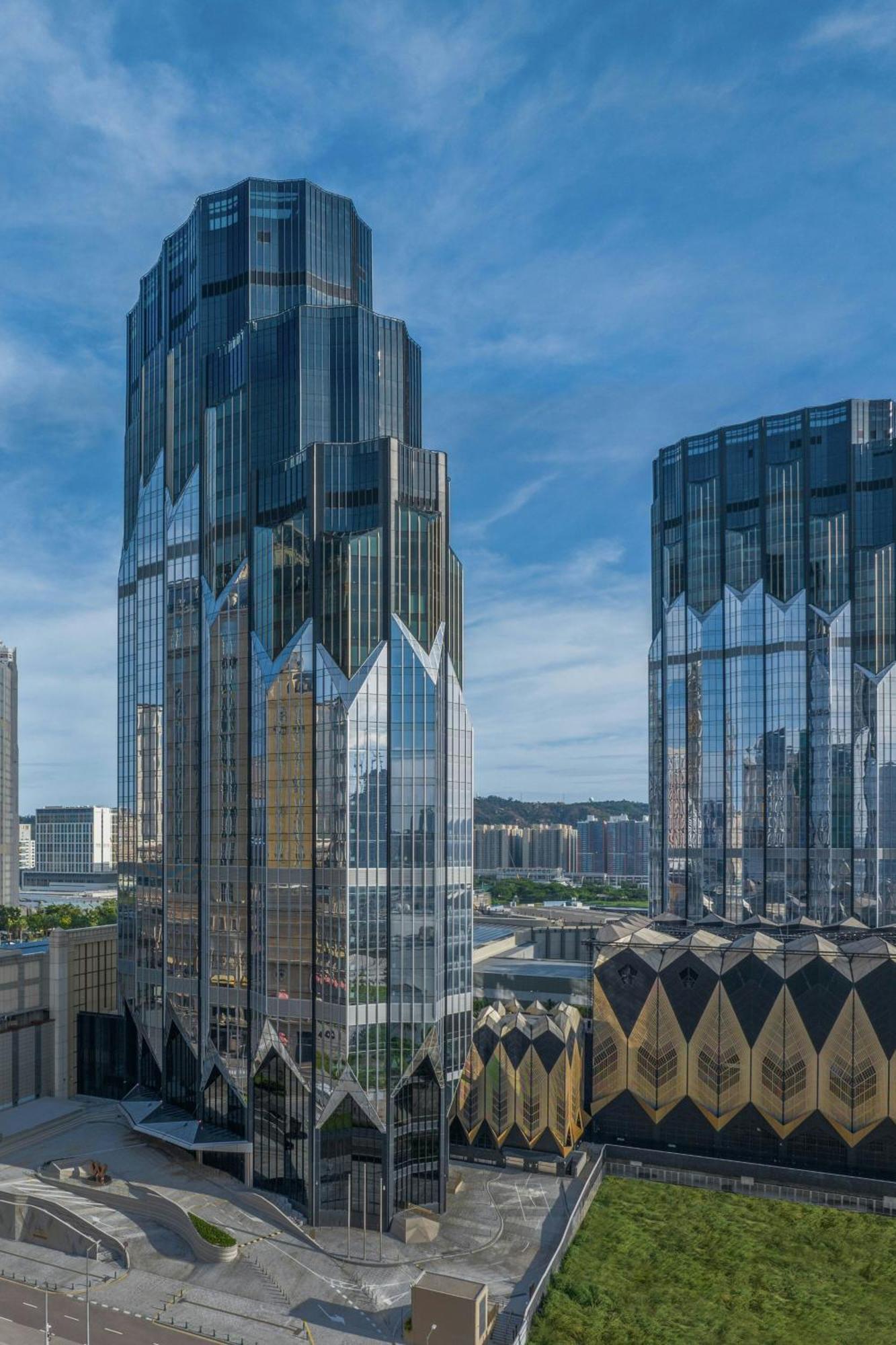 W Macau - Studio City Екстериор снимка The Pinnacle at The Park